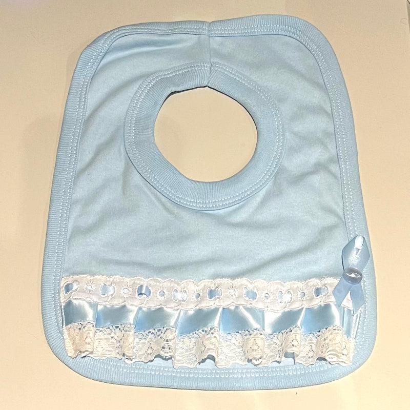 LB - Bib with lace and ribbon