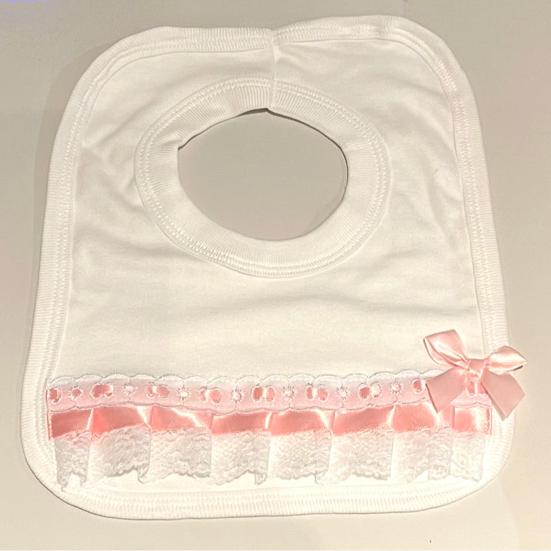 LB - Bib with lace and ribbon