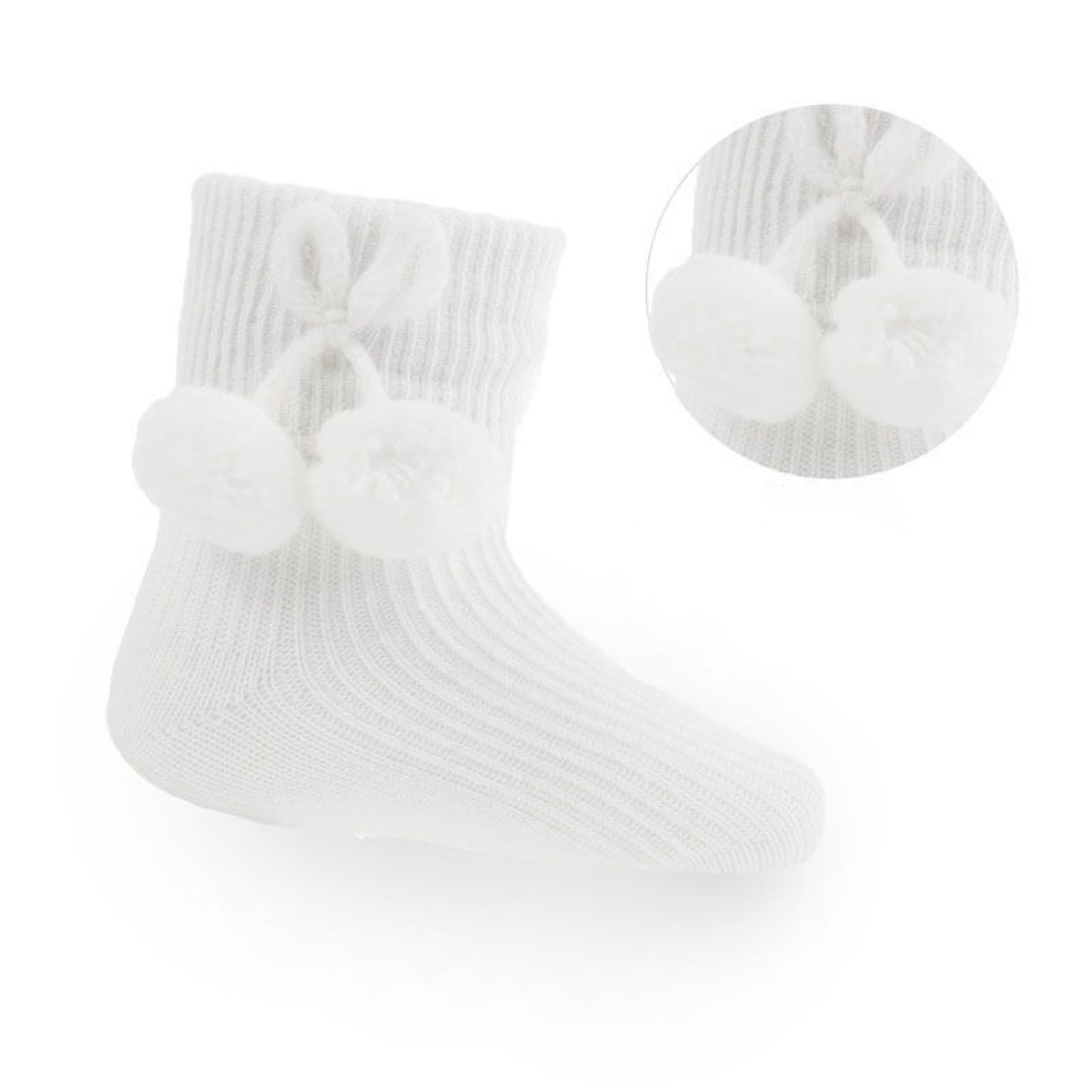 S07 - Soft Touch ankle sock with poms