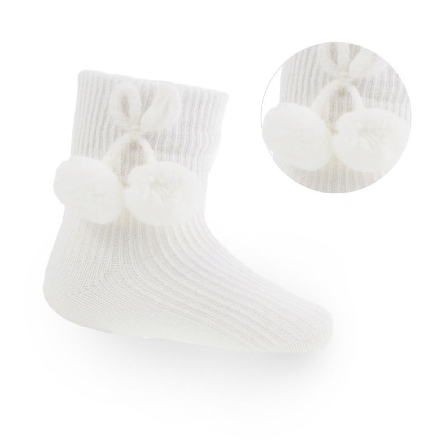 S08 - Soft Touch ankle sock with poms